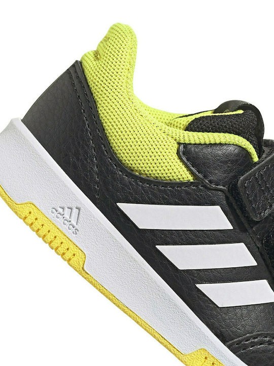 ../../aimeos/1.d/files/brefika-papoutsia-adidas-tensaur-sport-2-0-c-gw6457330365.jpeg