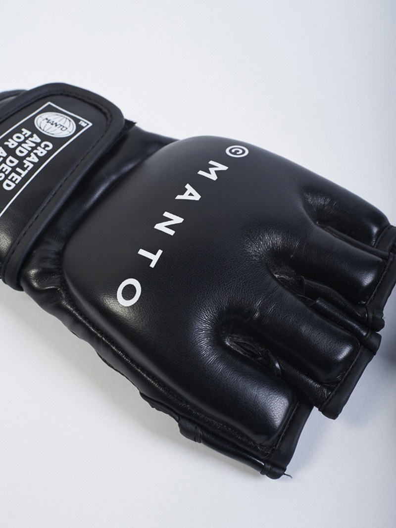 ../../aimeos/1.d/files/manto-mma-gloves-impact-black267532.jpeg